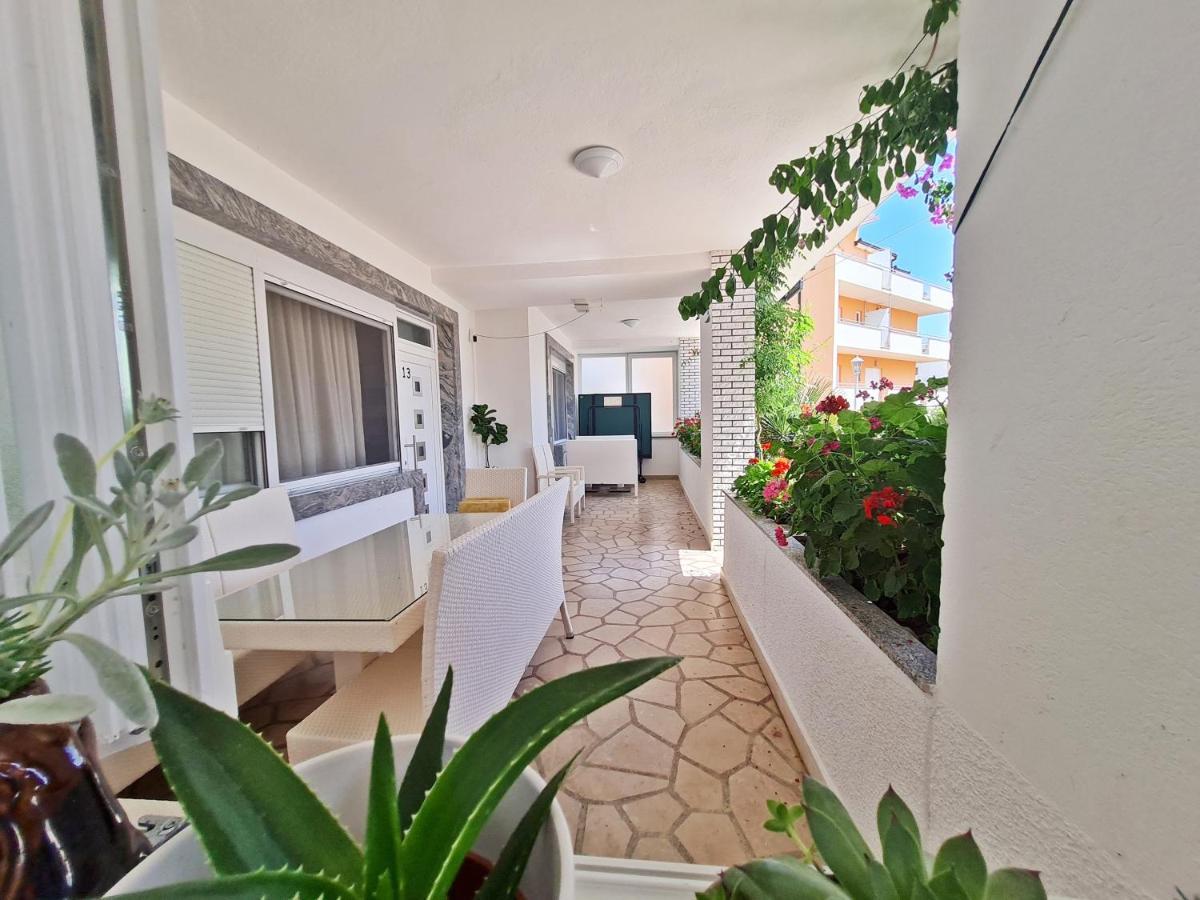 Ab Villa Podstrana Exterior foto